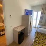 בית הארחה Feel Good 4*